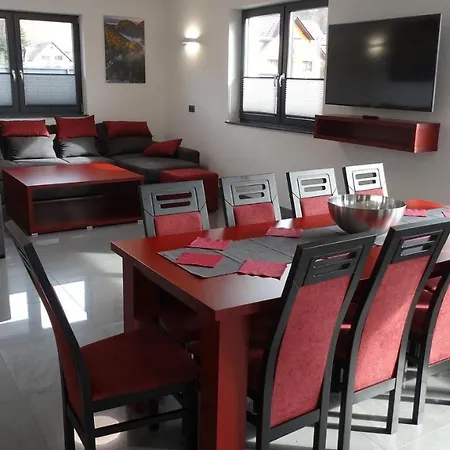 Domino-apartamenty Red Kroscienko nad Dunajcem