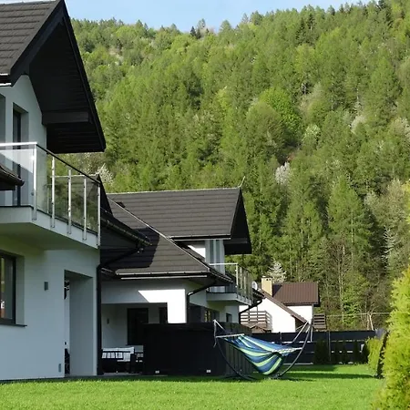 Domino-apartamenty Red *