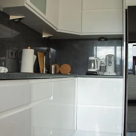 Domino-apartamenty Red