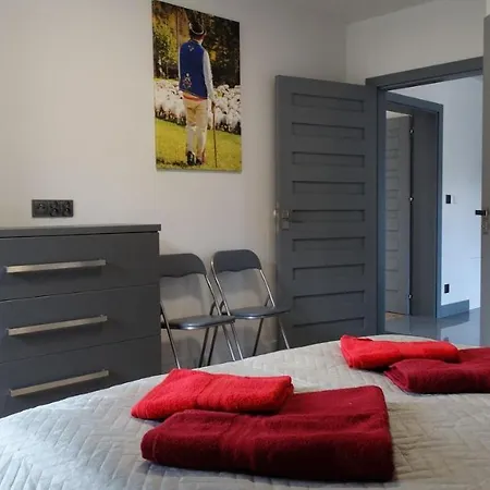 Domino-apartamenty Red *