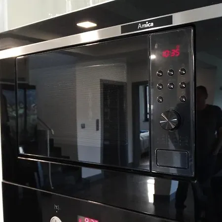 Domino-apartamenty Red