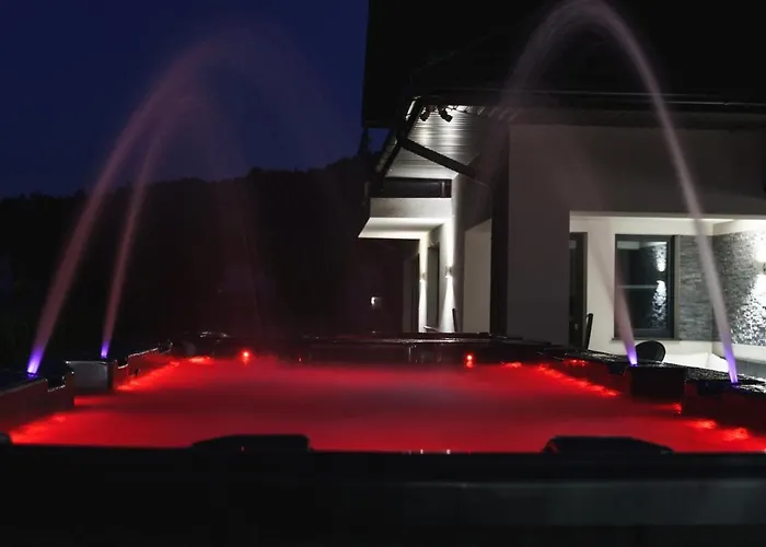 Domino-apartamenty Red